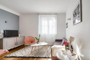 GuestReady - Spacious and Quiet Typical Parisian Apartment